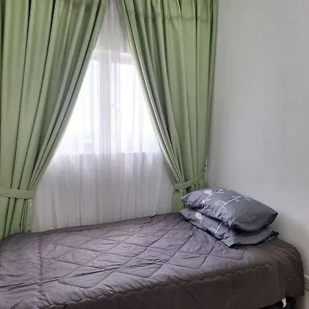 Damai-Alanis Apartment Sepang Bagian luar foto